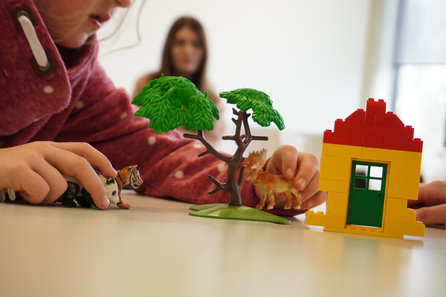 Ein besonderer Tag im FabLab und AIS-Lab: Kita-Besuch an der Hochschule Rhein-Waal