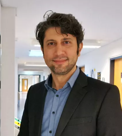 Prof. Dr. Javad Ghofrani